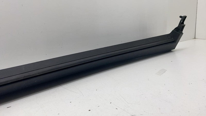 32259228 ⭕ 2021-2023 Polestar 2 Driver Side Rocker Skirt Panel Molding Trim Left 32259228