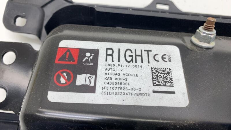 107782600D 2017-2023 Tesla Model 3 Right Knee Airbag RH Passenger Side OEM Lower Dash