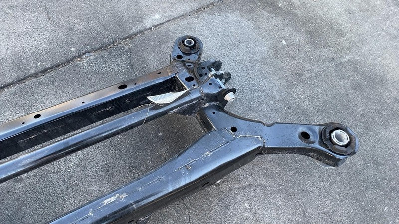 ⭕ 2017-2024 Chrysler Pacifica Rear Undercarriage Subframe Crossmember Cradle FWD