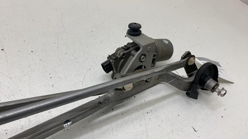 86511SJ010 2019-2020 Subaru Forester Front Windshield Wiper Motor & Linkage Assembly OEM