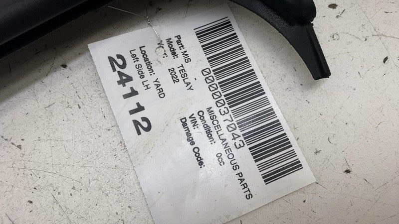 ⭕ 20-23 Model Y Right Exterior B-Pillar Applique Glass Trim RH AP3 150