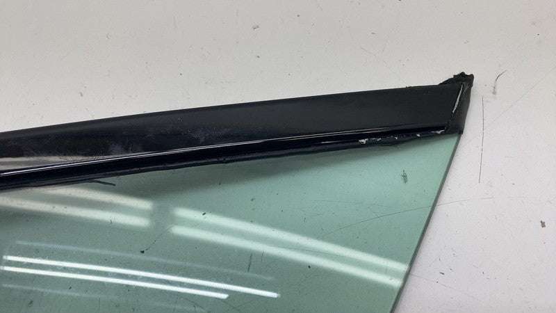 ⭕ 2022 EQS 450+ V297 Front Right Quarter Door Window Glass Vent RH A29