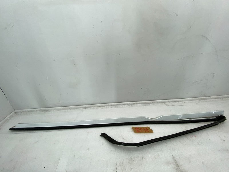 101221700F 12-23 Model S Right Rocker Panel Scuff Plate Molding w/ Rubber Seal 1012217-00-F