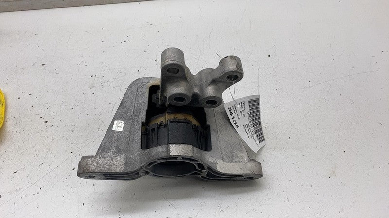 68224746 ⭕ 17-24 Chrysler Pacifica Engine Right Frame Mount Support Bracket RH 68224746AD