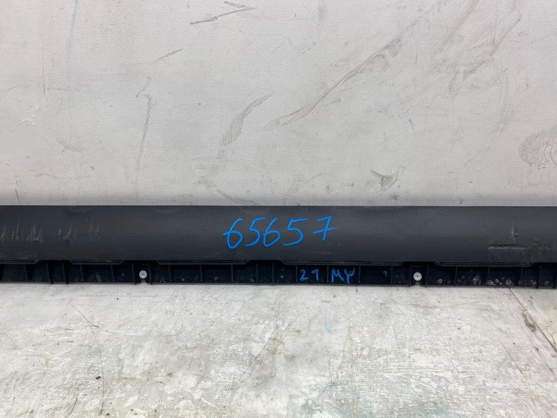 ⭕ 20-24 Model Y Right Skirt Rocker Molding Panel Carrier Bracket RH 14