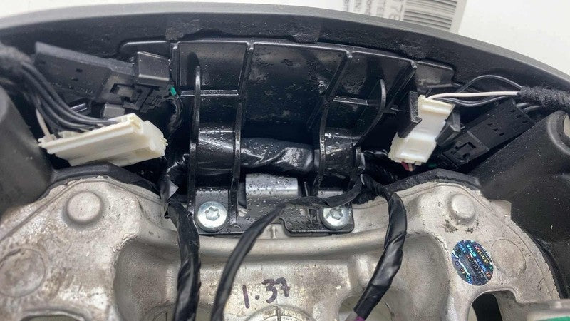 7GG921A3-AA ⭕ 2025 Chrysler Pacifica Steering Wheel w/ Control Switches Black OEM 55079457AA