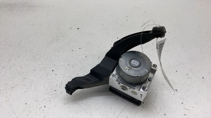 6888062 ⭕ 16-19 Mini Cooper S ABS Anti Lock Brake Pump Control Module Unit 34516799814