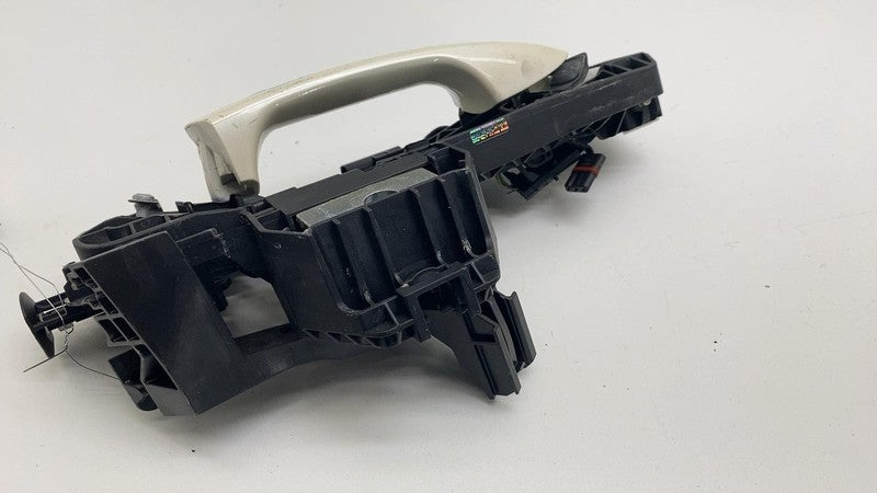 A 204 760 24 34 16-19 Mercedes-Benz GLE350 Rear Passnger Right Exterior Door Handle  White - 799