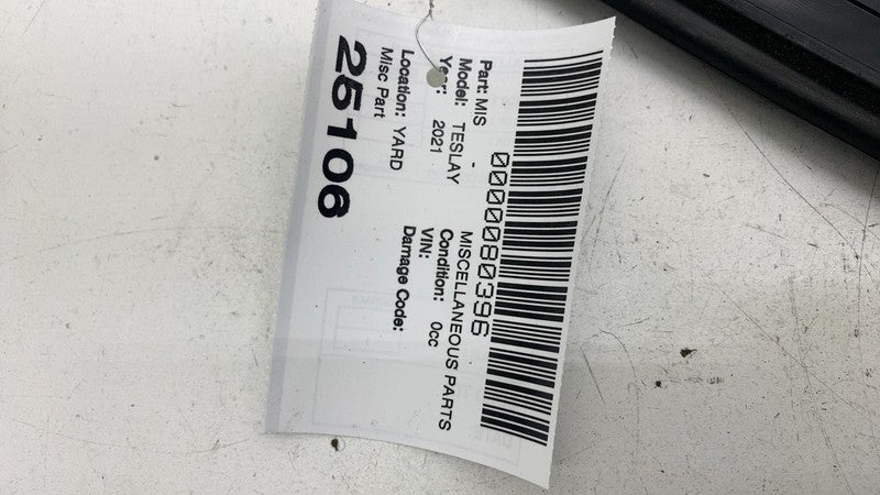 ⭕ 20-24 Model Y Front Left A-Pillar Flag Glass Weatherstrip Seal LH 15