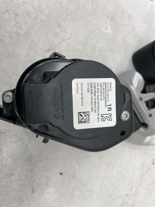 ⭕ 2017-2023 Tesla Model 3 Front Right 1st Row Seat Belt & Retractor 10