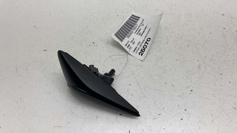 1820734-00-D ⭕ 23-26 Model Y 3 Front Left Repeater Turn Signal Fender Camera HW4 1820734-00-D