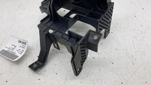 ⭕ 2017-2020 Maserati Levante Fuse Relay Junction Box Support Bracket 670036938