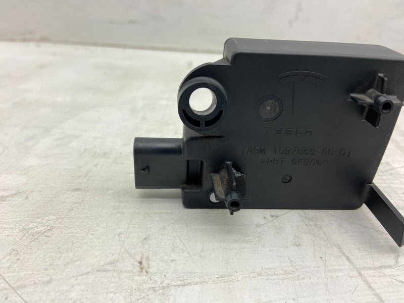 ⭕ 17-23 Tesla Model 3 Rear Bumper BCM Computer Body Control Module 109