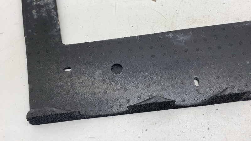1684649-00-B ⭕24-25 Tesla Cybertruck Rear Right Bumper Bracket Foam Piece Center 1684649-00-B
