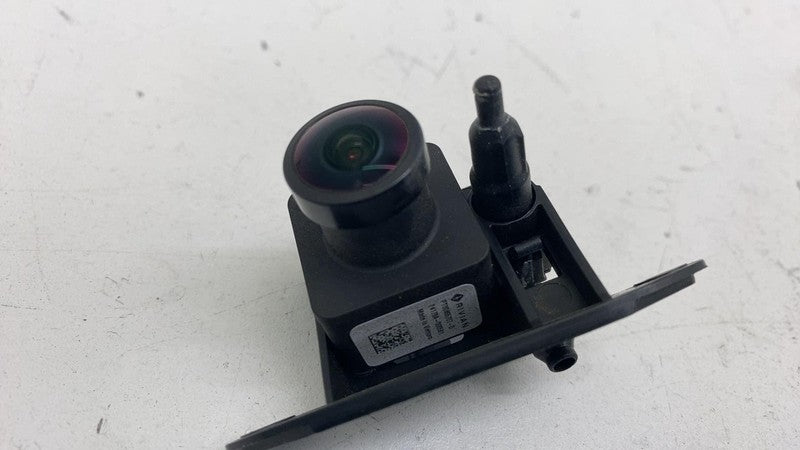 PT00465707 D ⭕ 2022 2023 2024 2025 Rivian R1S R1T Rear Camera & Bracket Assembly PT00465707-D