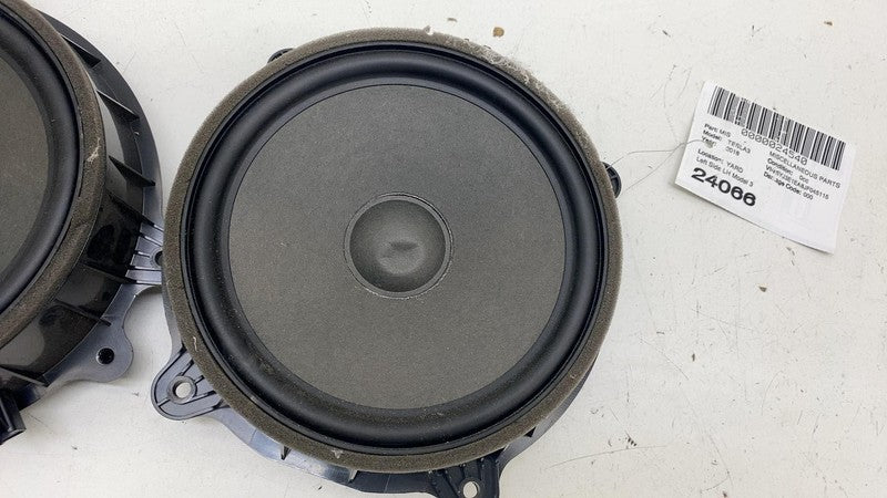 107974400C ⭕ 2017-2023 Model 3 Y Front Left or Right Door Audio Woofer Speaker 1079744-00-C