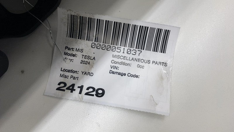 Tesla Cybertruck Rear Trailer Hitch Tow Bar Receiver OEM 1780915-00-H 