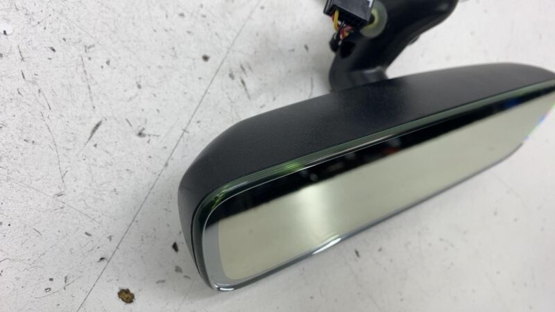 E11 038122 2022 2023 2024 Rivian R1T R1S Front Interior Rear View Mirror w/ Auto Dimming