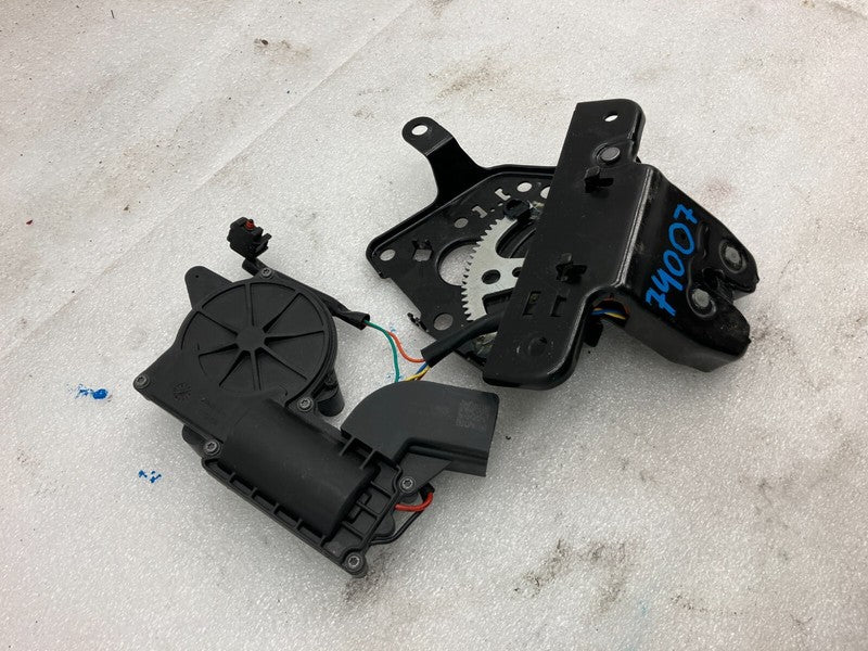 150060400B ⭕17-23 Model 3 Y Rear Liftgate Tailgate Decklid Lock Latch Actuator 1500604-00-B